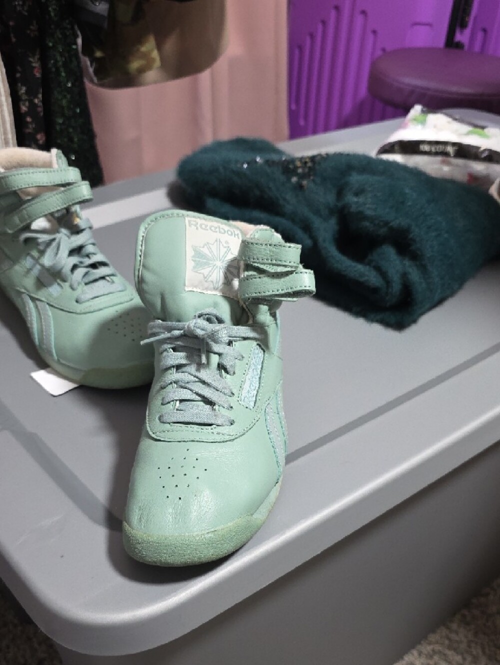 Reebok Womens Mint Green High-Top Sneakers with Velcro Strap - Picture 4 of 6
